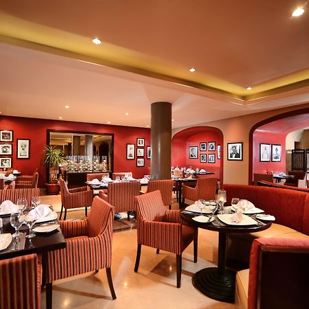 Jaz Aquamarine Hotel Hurghada Exterior foto The interior of the restaurant